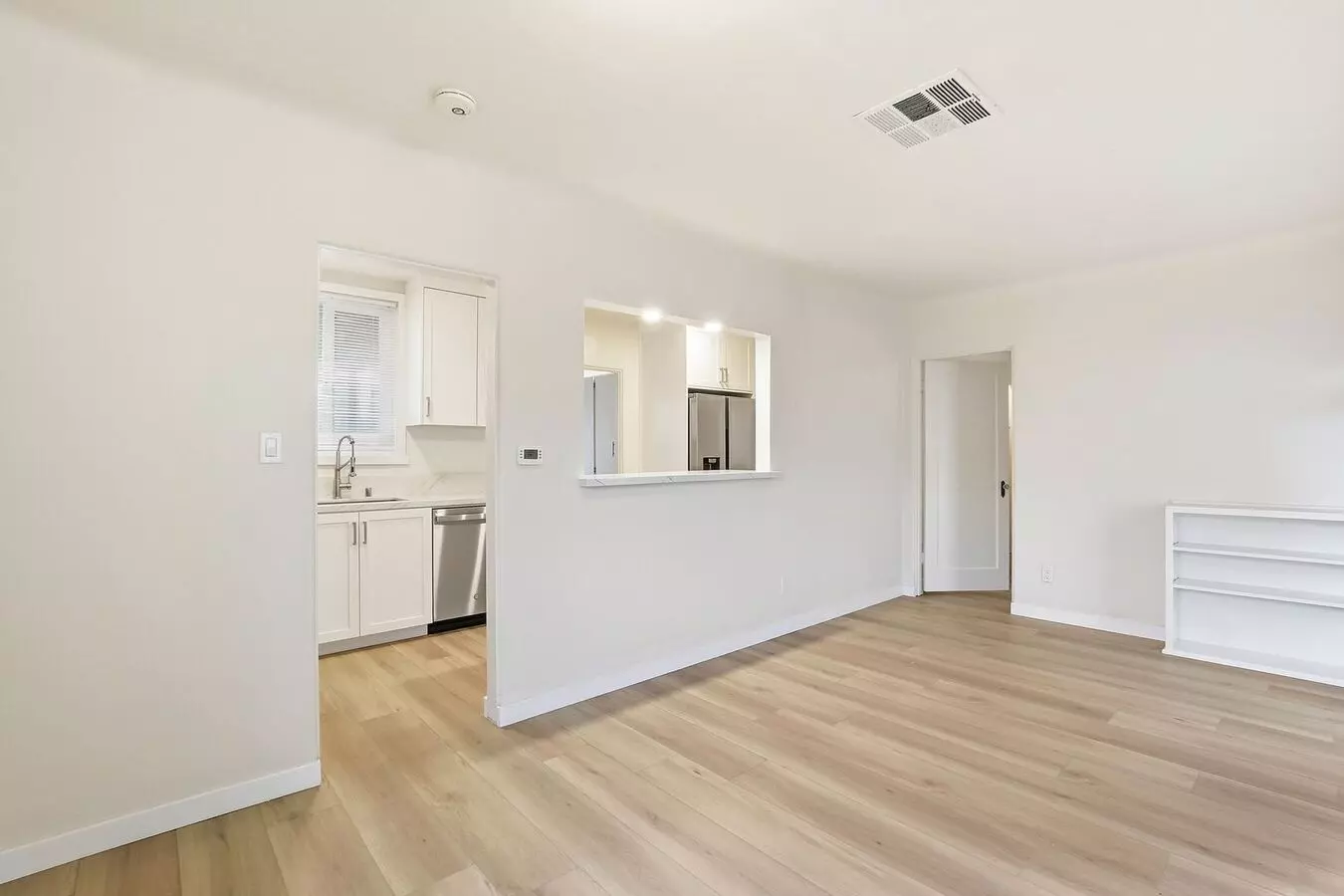 5052 Cape May Ave San Diego, CA 92107 photo 3