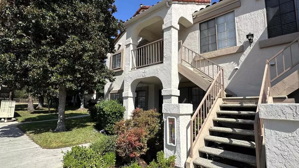 13062-40 Wimberly Square, San Diego, CA 92128 photo 2