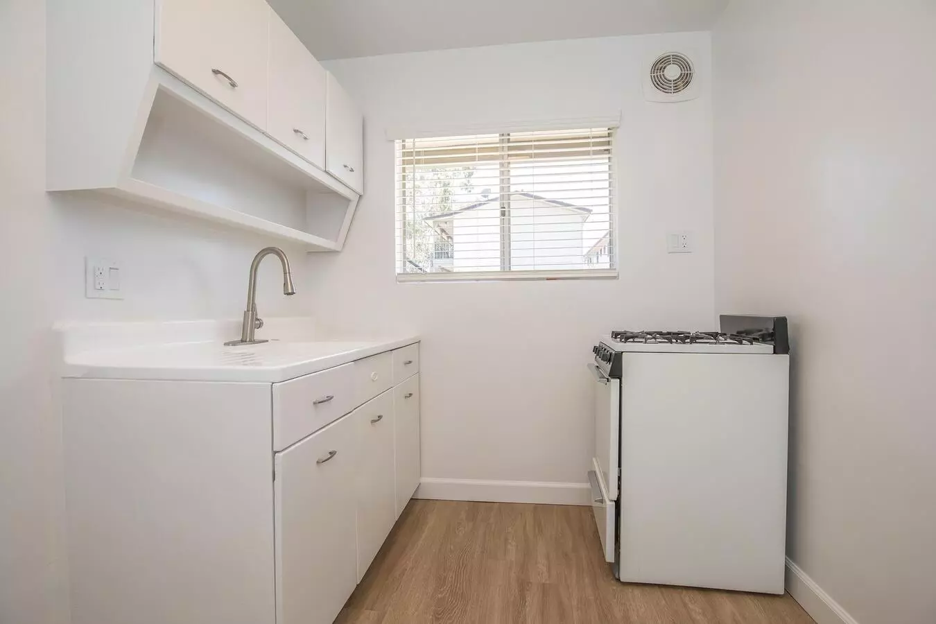 1616 Guy St Apt 1 photo 4