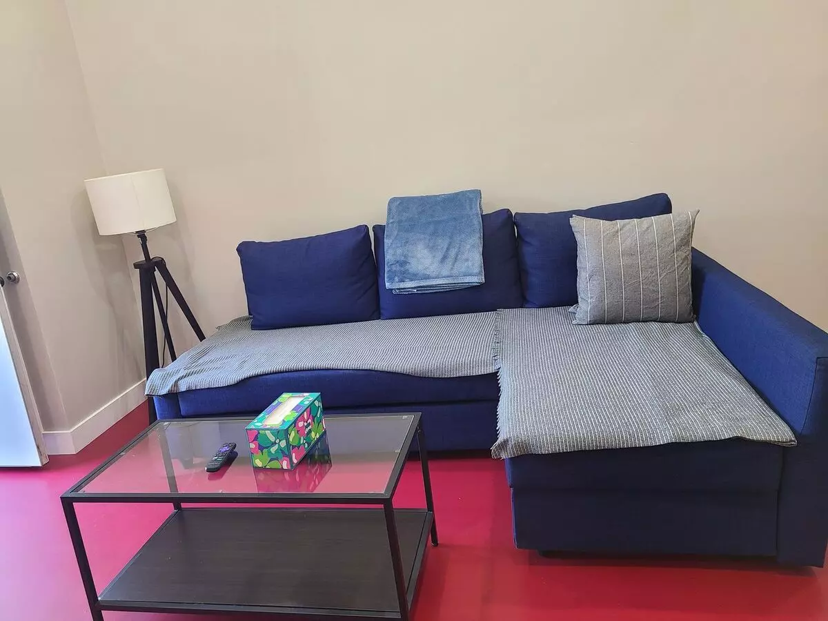 2 Bed 1 Bath "fully Furnished" Monthly Adu Rental. photo 5