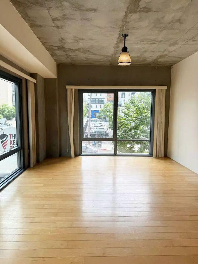 2 Bed/2 Bath Condo At Aperture In Little Italy! photo 2
