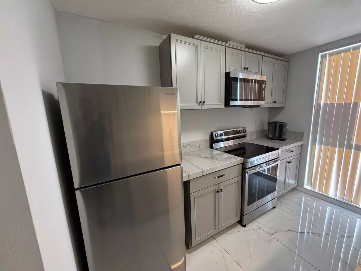 4881 Collwood Blvd San Diego, CA 92115 photo 4