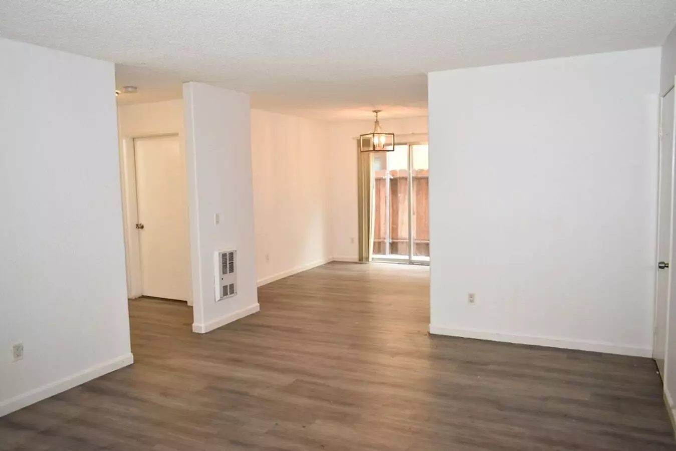 1607 Pentecost Way San Diego, CA 92105 photo 2