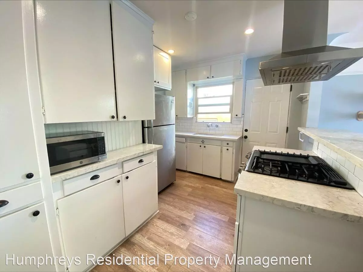 2315 Lincoln Ave photo 5