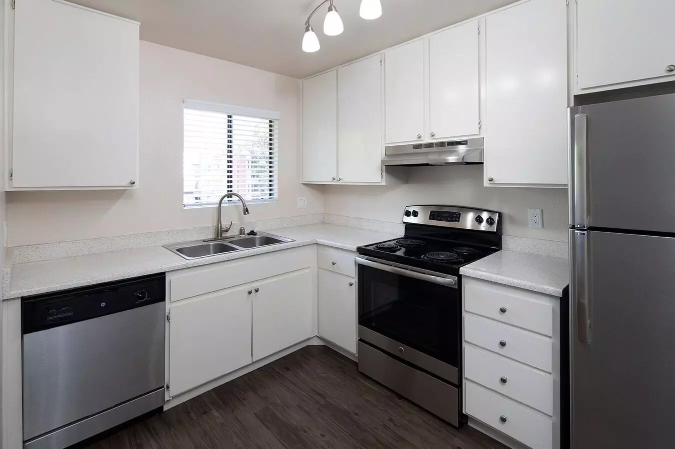2945 Broadway, San Diego, CA 92102 photo 2