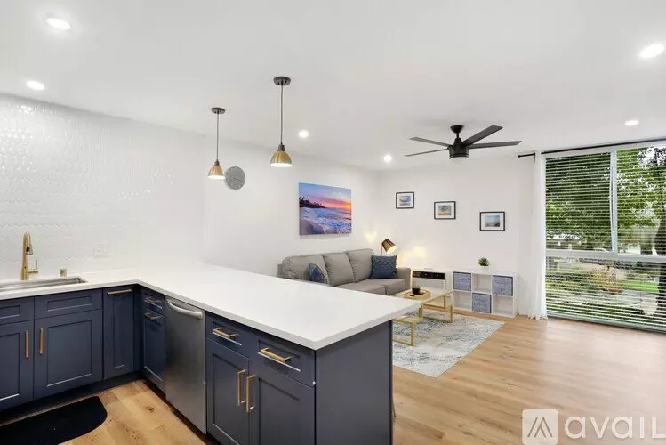 3050 Rue Dorleans, Unit 201 photo 3