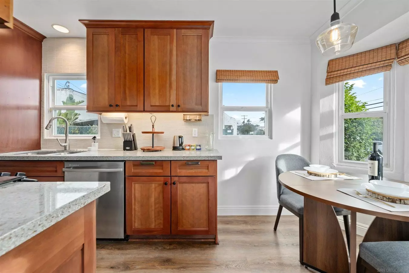 3266 Madison Ave photo 4