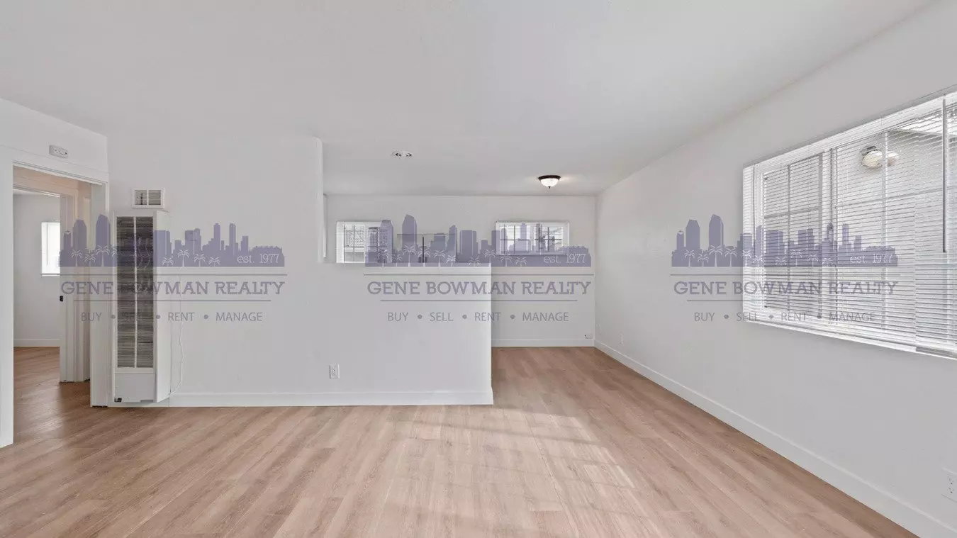 3543-45 44th St photo 2