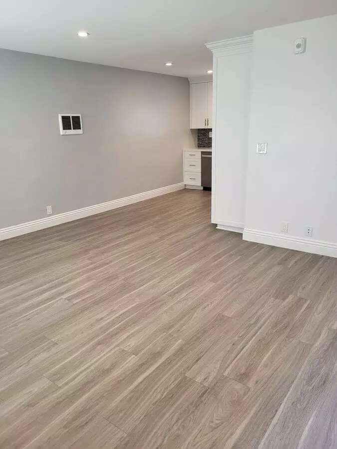 3526 Park photo 4