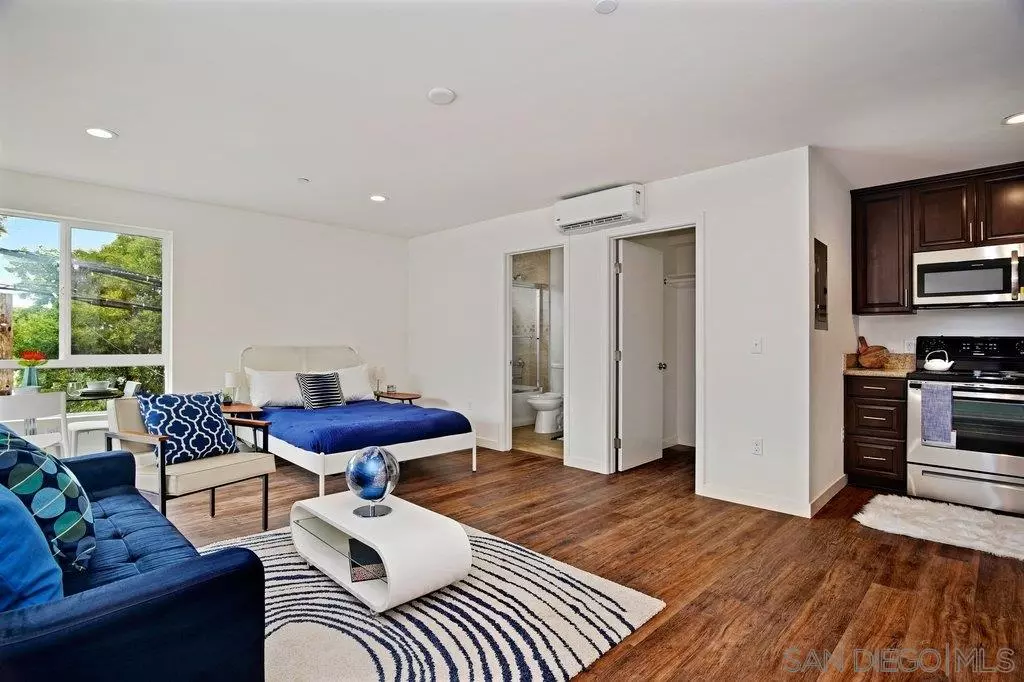 3574-3580 4TH AVENUE  ** photo 2