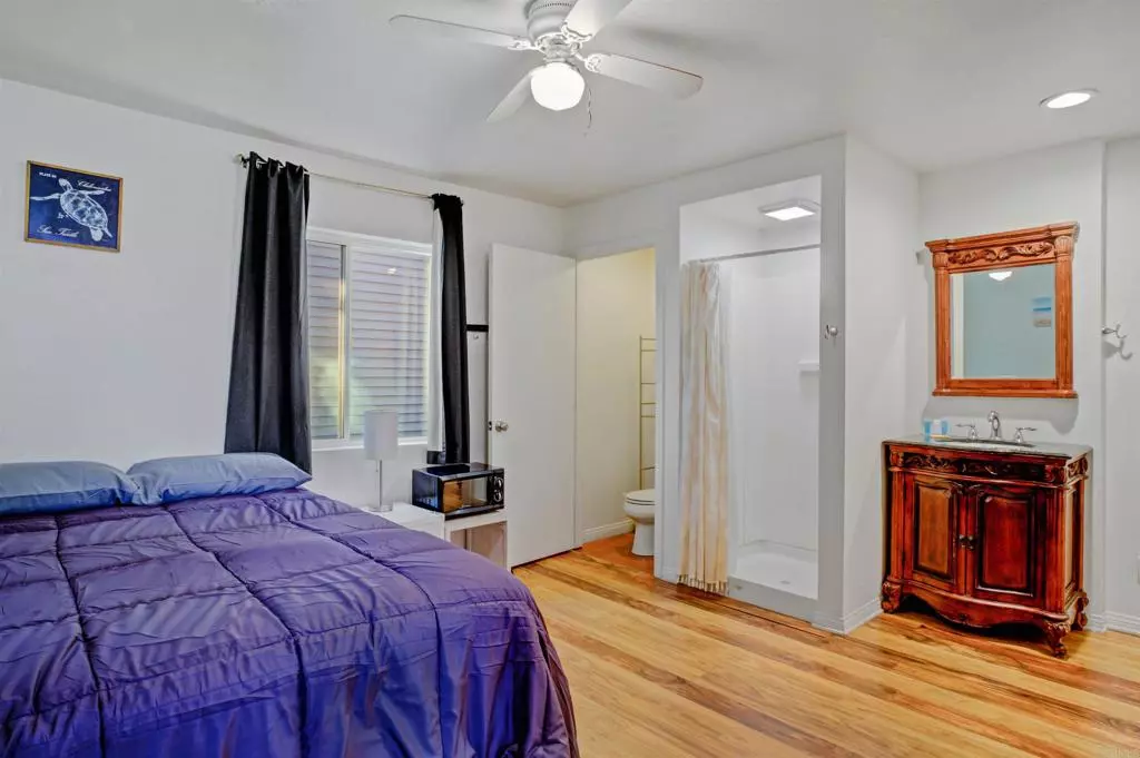3715 Mission Boulevard, San Diego, CA 92109 photo 3