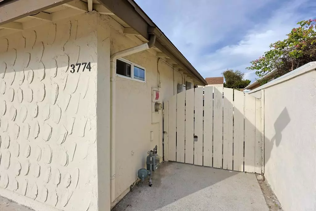 3774 Clavelita St photo 5
