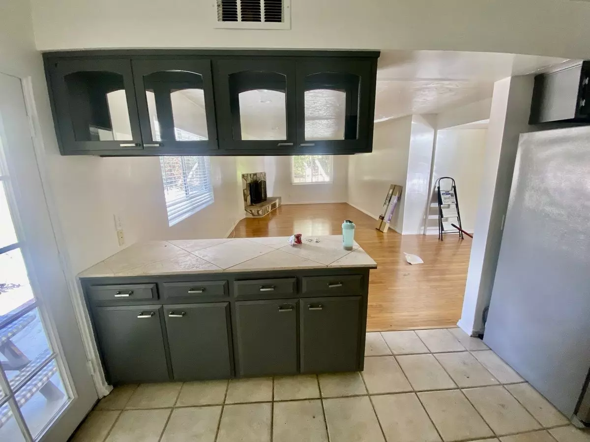 4 Bed 2 Bath House Walking Distance To Sdsu Campus photo 3