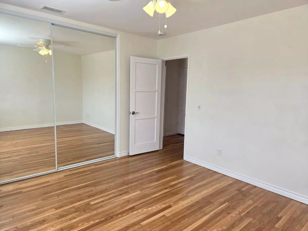6230 Rose St San Diego, CA 92115 photo 5