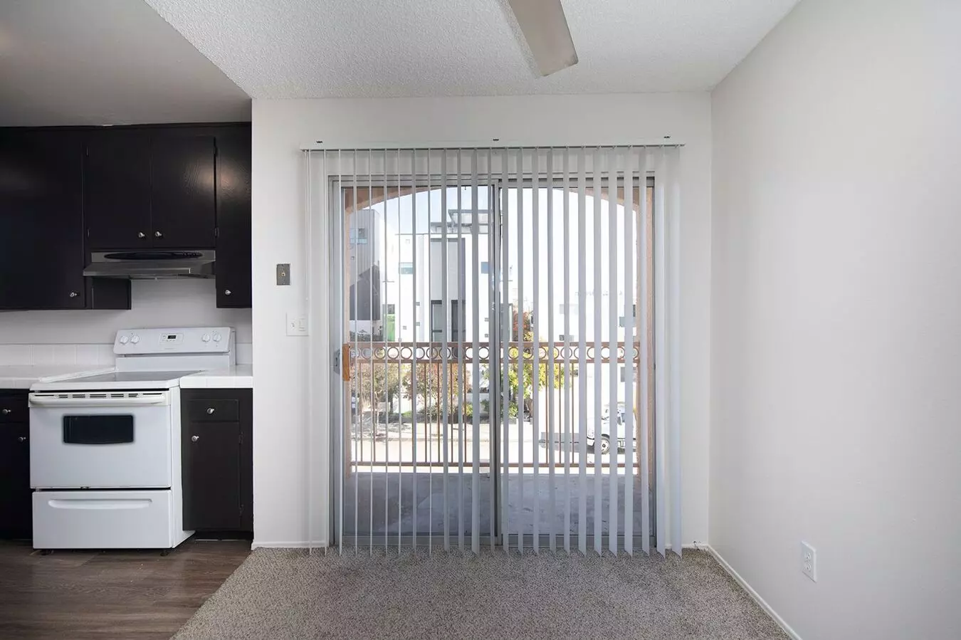 Albatross Apartments photo 2