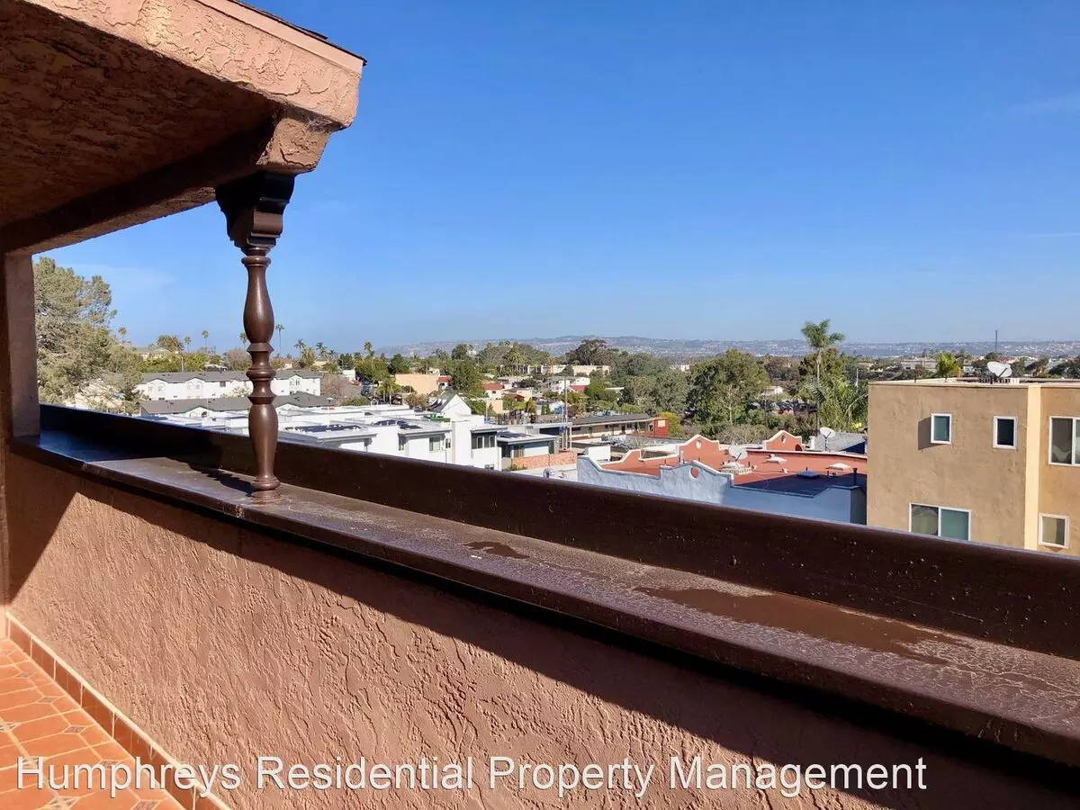 4132 Udall Street, San Diego, CA 92107 photo 3