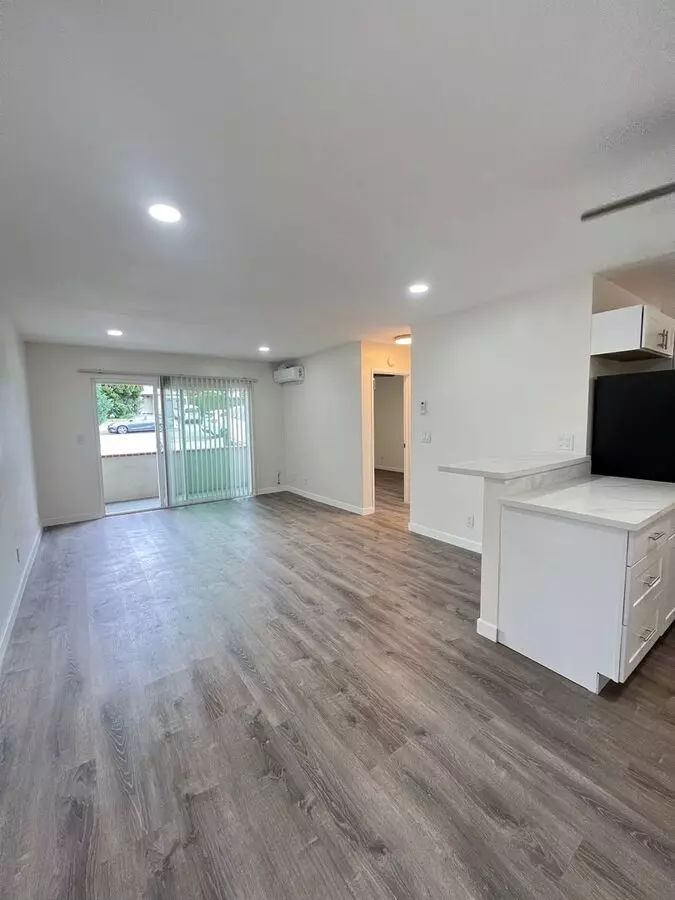 4771 Jewell Street, San Diego, CA 92109 photo 3