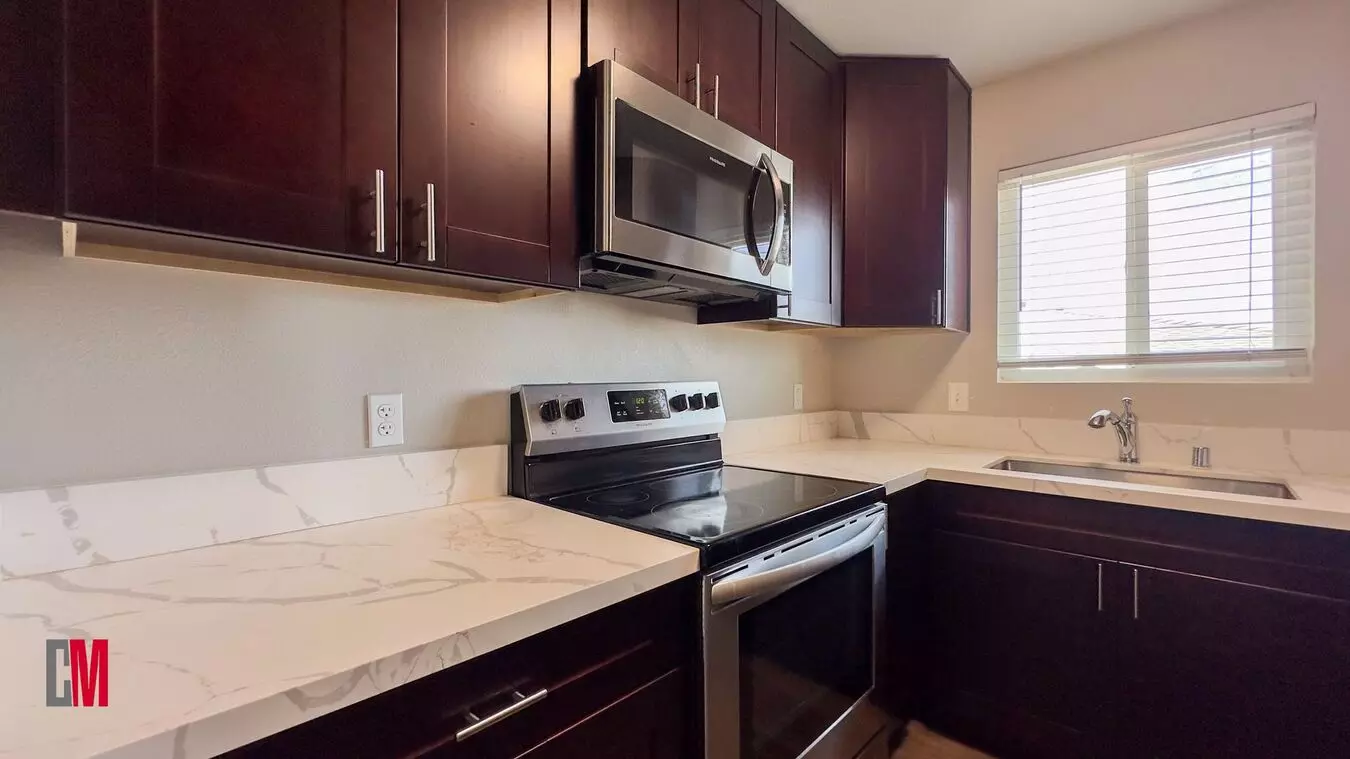 Delta Apartments photo 2