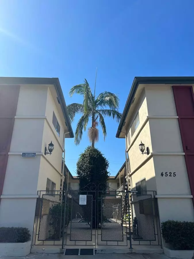 Welcome to 4525 Rainier Ave in the Heart of San Diego photo 5