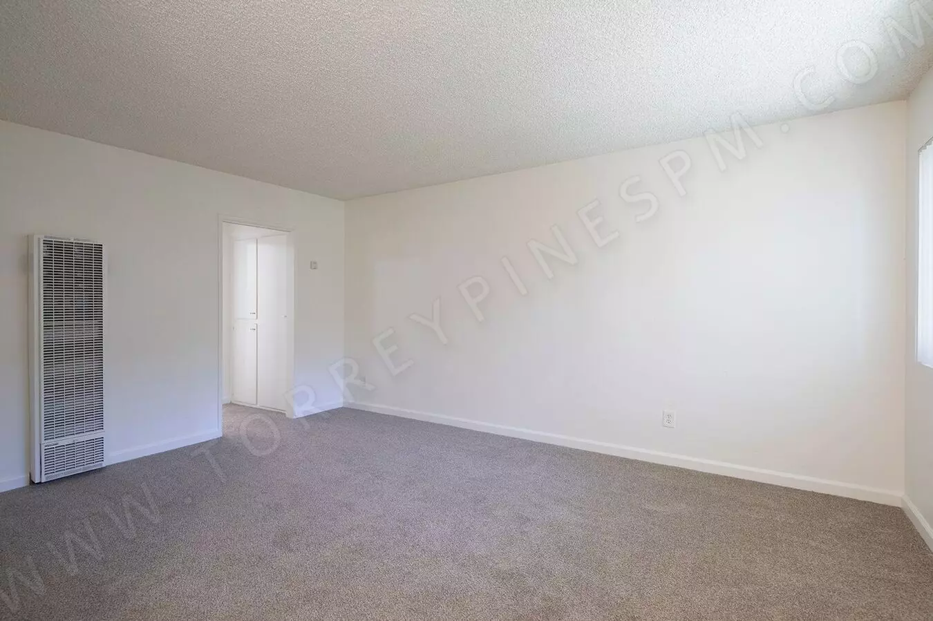 4853 Orchard Ave San Diego, CA 92107 photo 4