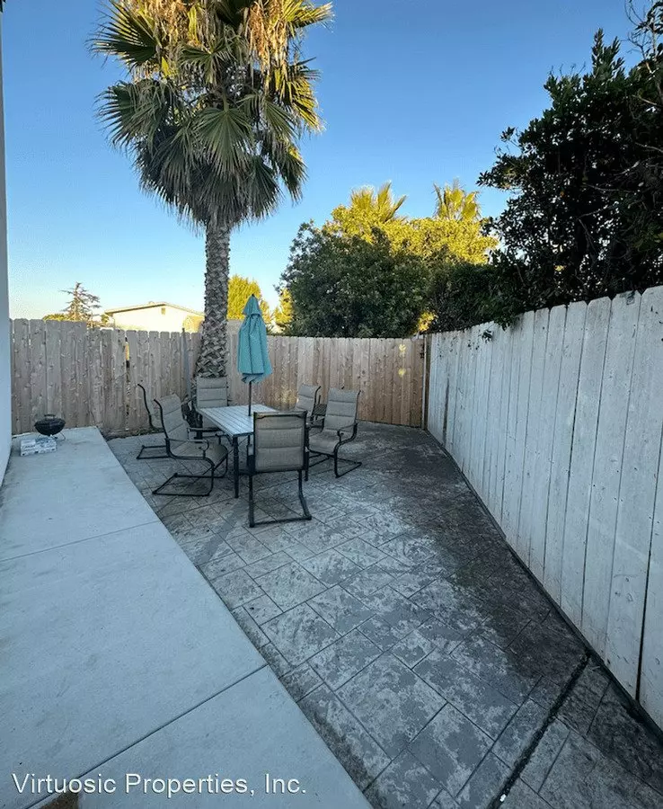 5115-5117 63rd St photo 5