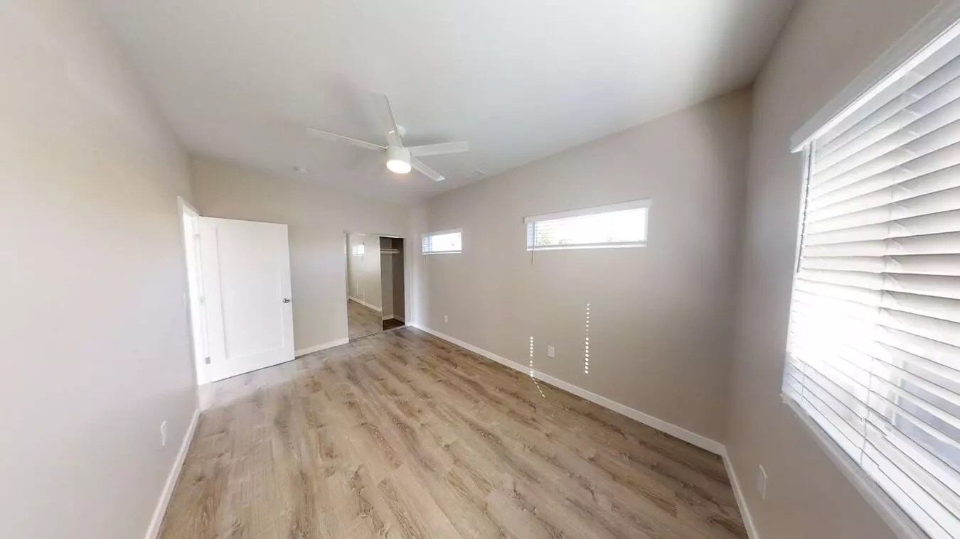 4bd/2ba, Great Yard Space! photo 4