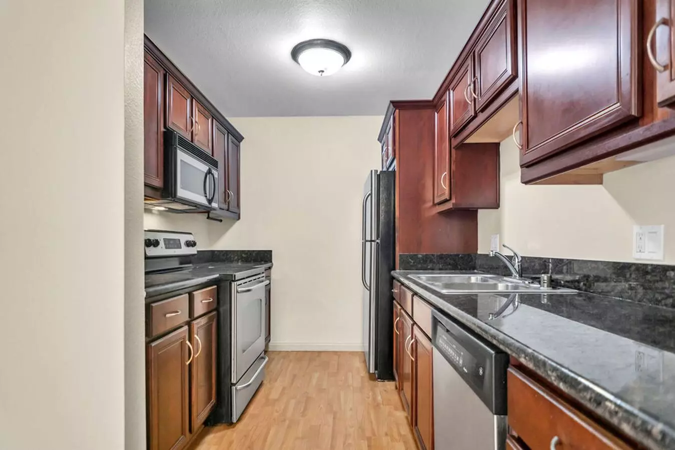 Great 2/1 Condo Close To Sdsu And Colina Del Sol Park! photo 5