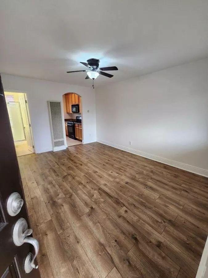 6101 Adelaide Avenue, San Diego, CA 92115 photo 3