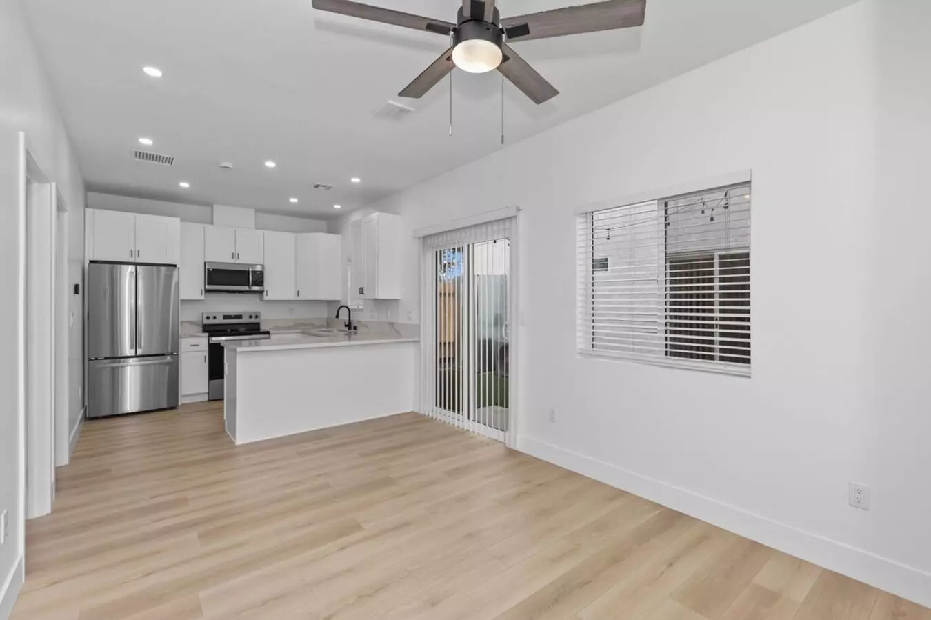 6702 Saranac Street, San Diego, CA 92115 photo 2