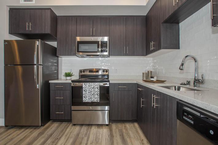 Amo Apartments Little Italy photo 2