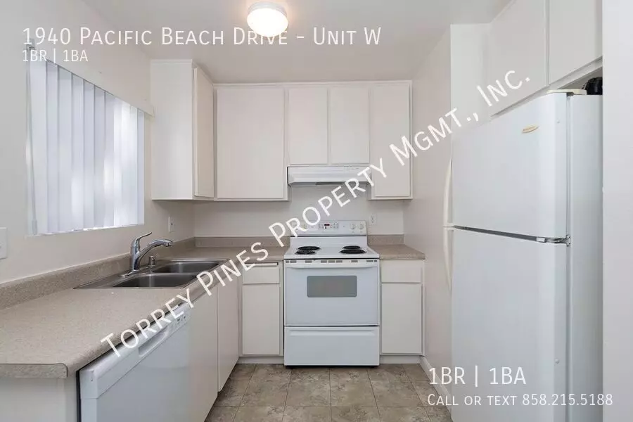 1940 Pacific Beach Dr photo 3