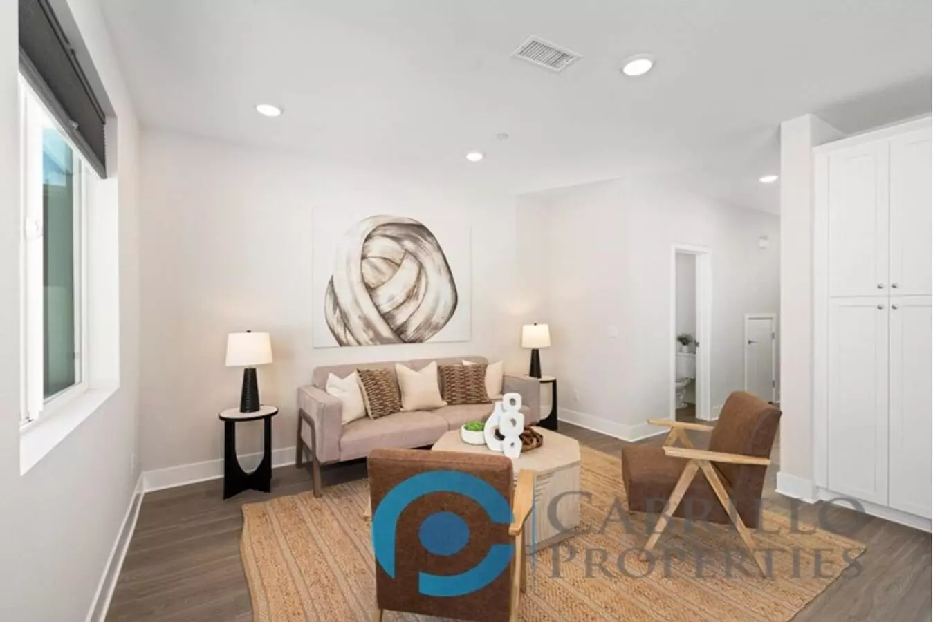 Brand New 1bd/1ba Home With Private Yard, Central Ac, In Unit Laundry And Garage! photo 4