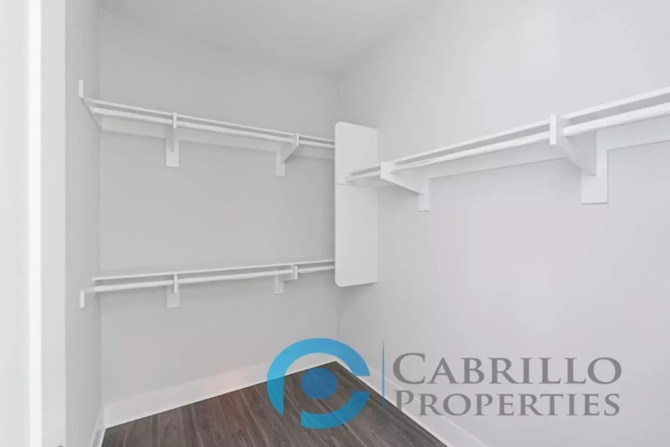 Brand New 1bd/1ba Home With Private Yard, Central Ac, In Unit Laundry And Garage! photo 4