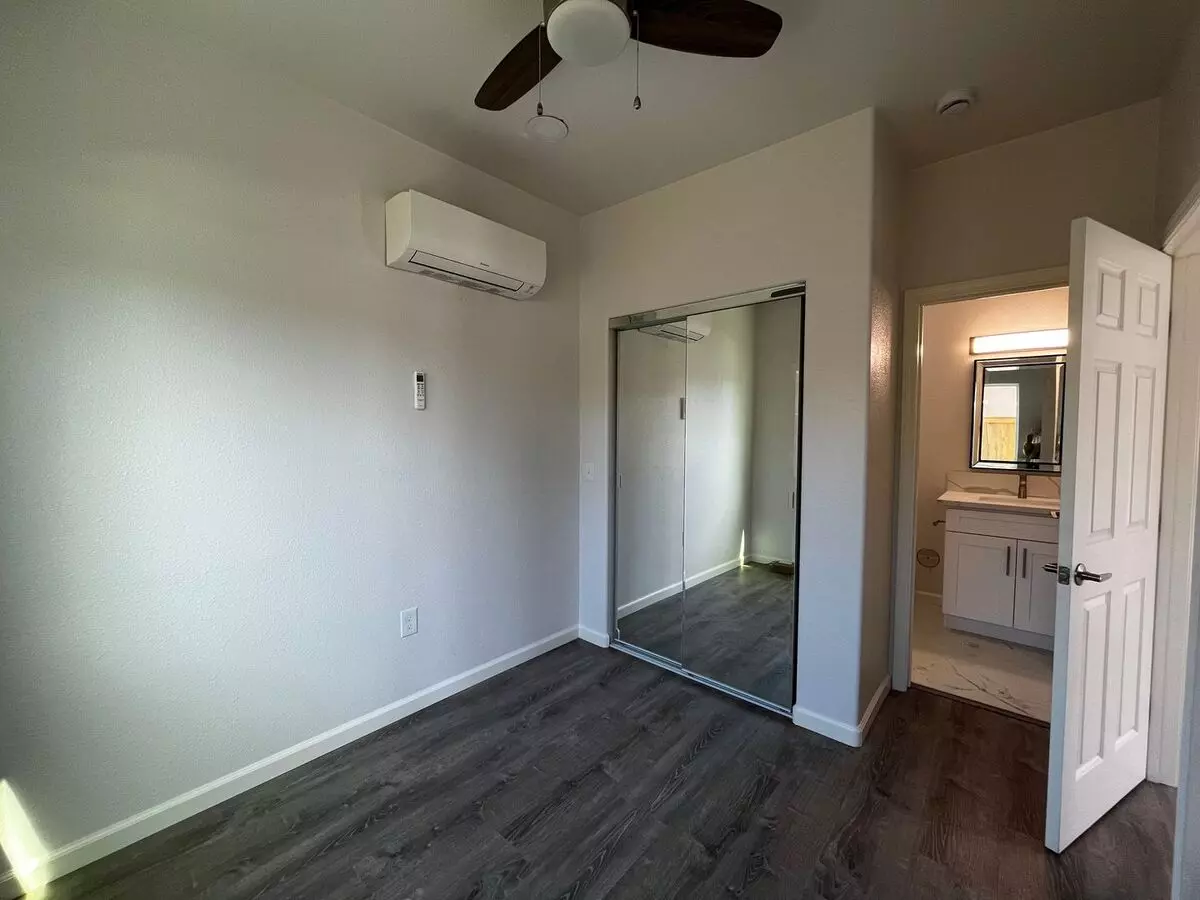 6430 Osler St San Diego, CA 92111 photo 4