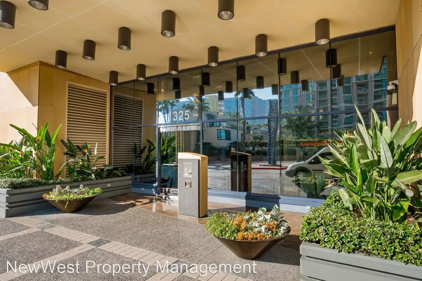 1325 Pacific Highway 2805, San Diego, CA 92101 photo 4