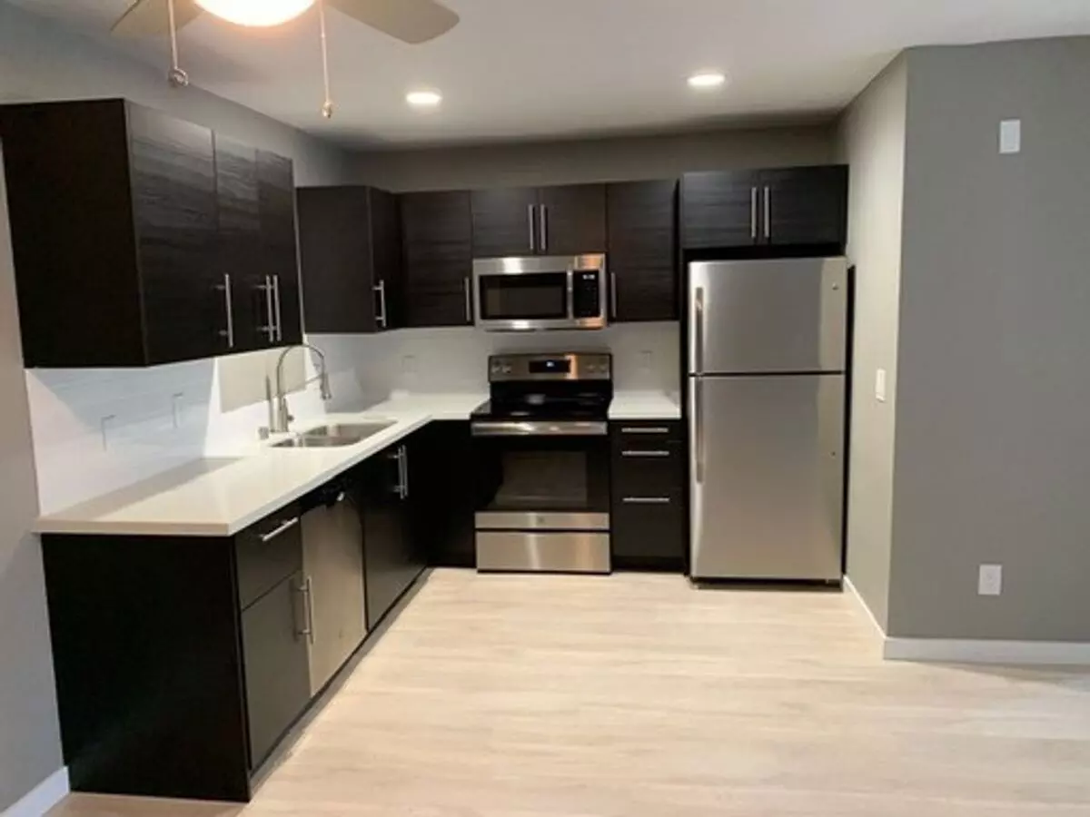 Hawley Apartments photo 2