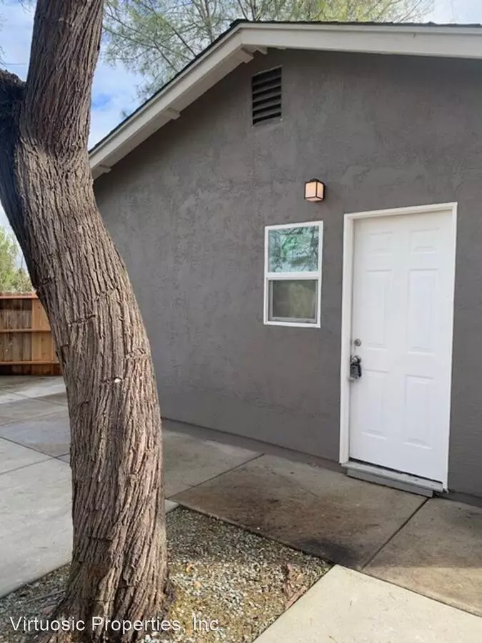 6238 6242 Adobe Dr photo 4