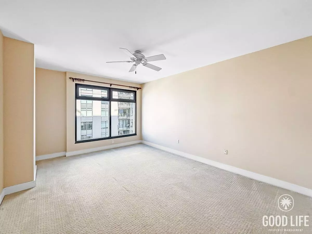 Downtown Luxury Living – 2B Condo With City Views! photo 5