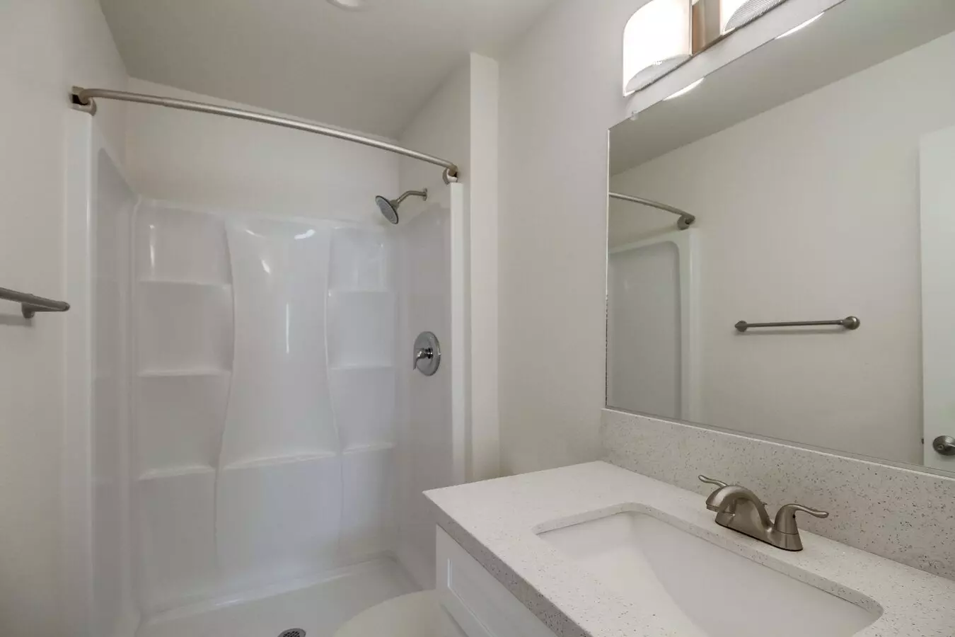 Mesa Vista Apartment Homes photo 5