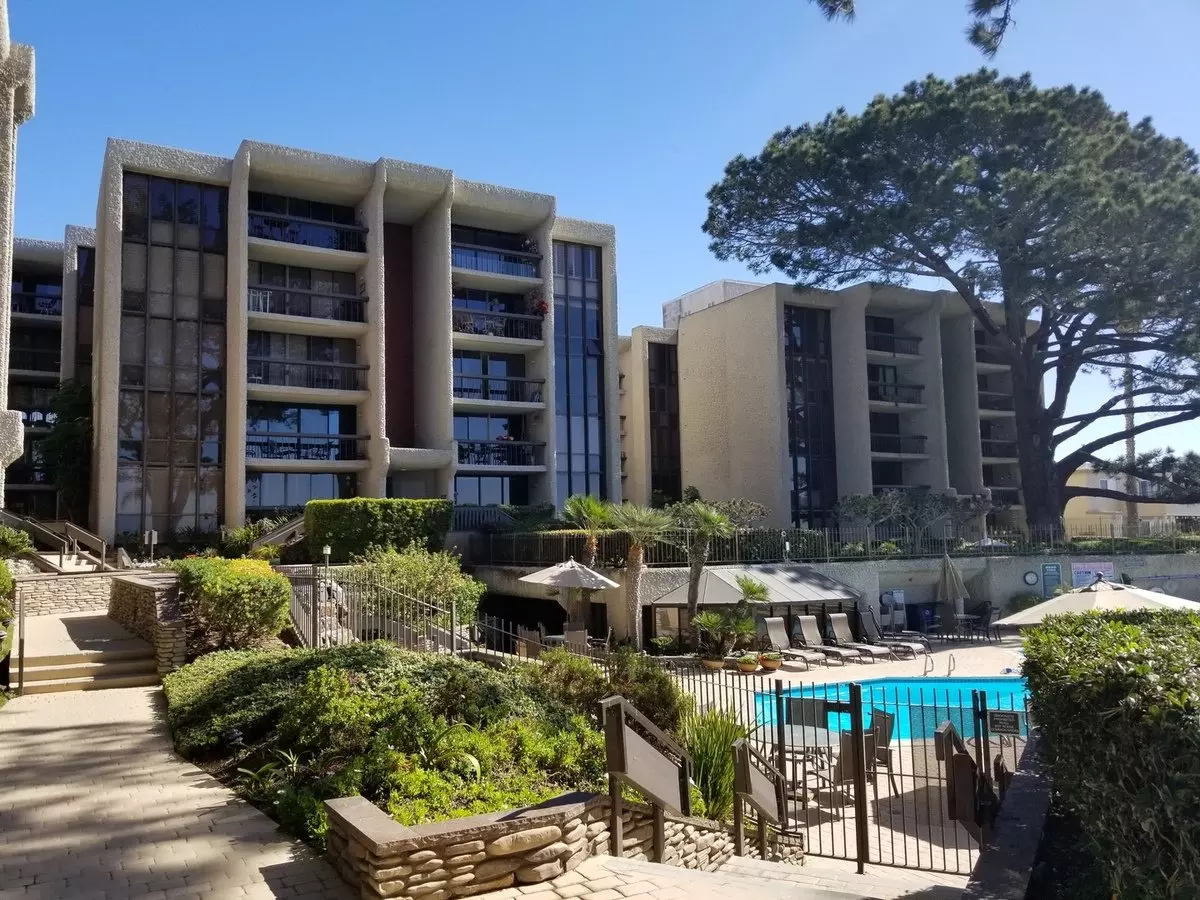 Mission Bay (sail Bay) Crown Point 2Bed 2Bath 1625 Sqft, Water View photo 2