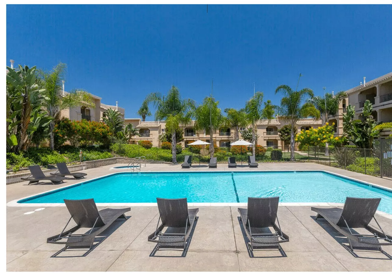 Loma Village Apartments photo 4