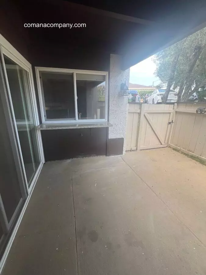 Beautiful 2 Bedroom Condo photo 4
