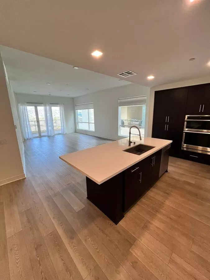 2410 Community Ln San Diego, CA 92108 photo 4