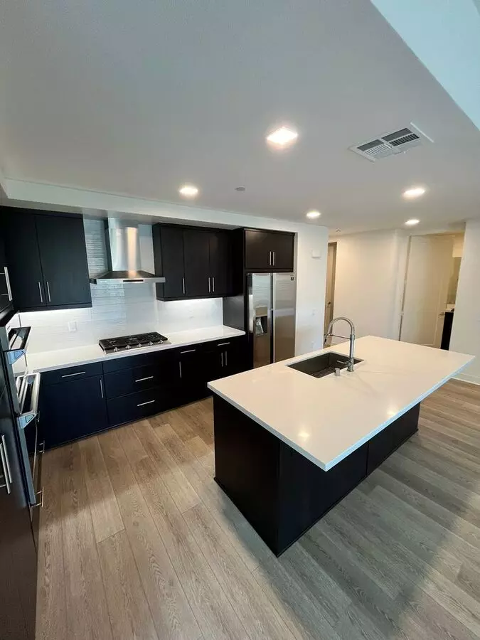 2410 Community Ln San Diego, CA 92108 photo 3