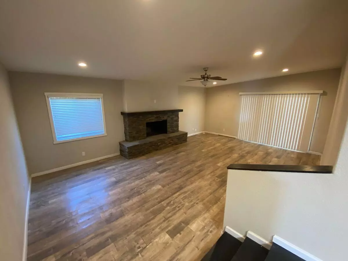 Newly Renovated On Montezuma! photo 4