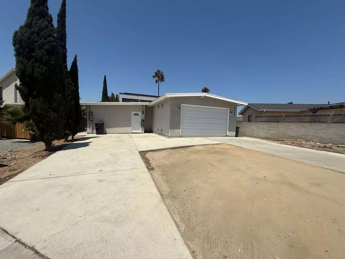 Newly Renovated On Montezuma! photo 4