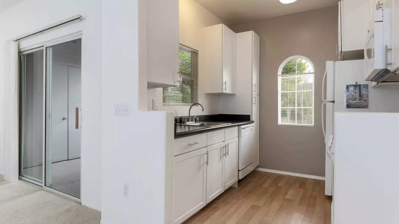 Ridgewood Village photo 4
