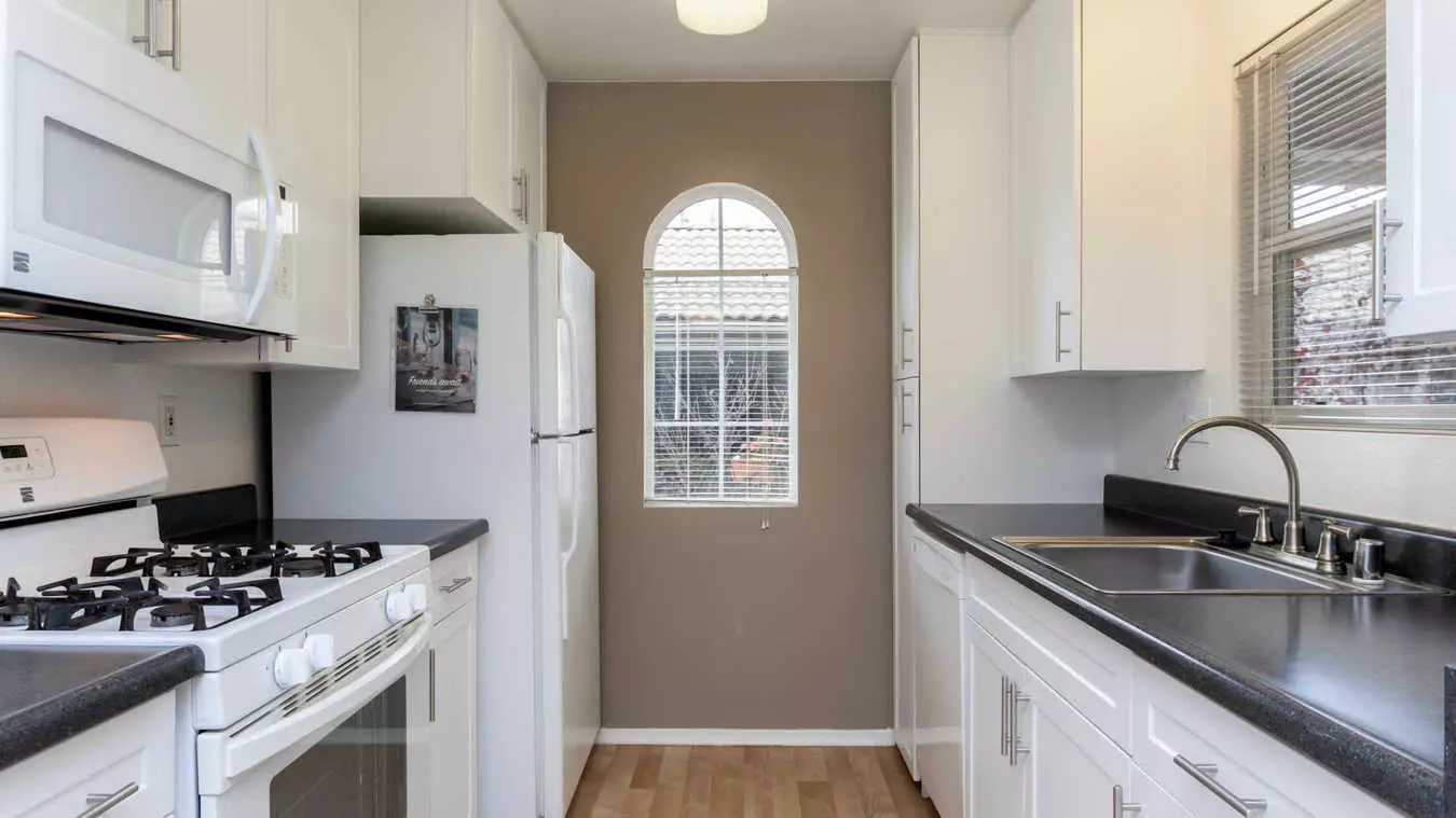 Ridgewood Village photo 3