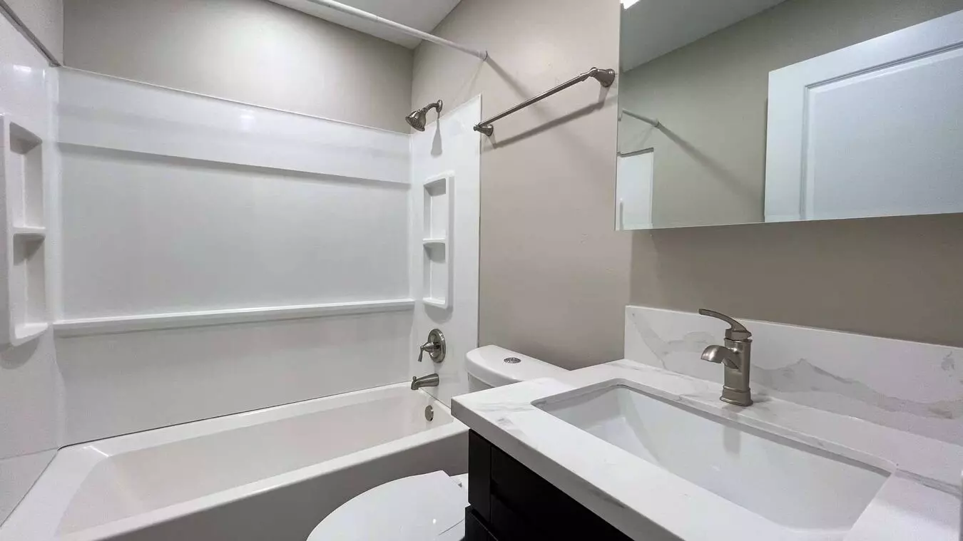 Texas Street Apartments photo 3