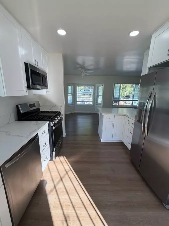 Spacious Home In Prime Pacific Beach Location photo 4